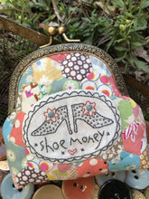Load image into Gallery viewer, Shoe Money Purse