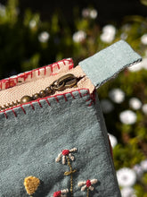 Load image into Gallery viewer, Simplify Zippered Case
