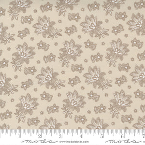 Cranberries and Creams by 3 Sisters - 44264 24 - Florals - Sugar