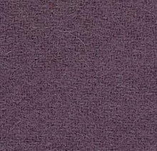 Load image into Gallery viewer, Hand Dyed Woven Wool - 410 Lavender
