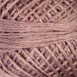 Valdani  - 8101 - Withered Mulberry Light (3 Stranded Floss)