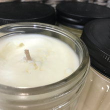 Load image into Gallery viewer, Swan Creek Candle Co - Crisp Cotton
