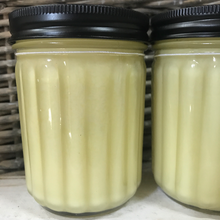 Load image into Gallery viewer, Swan Creek Candle Co - Vanilla Pound Cake
